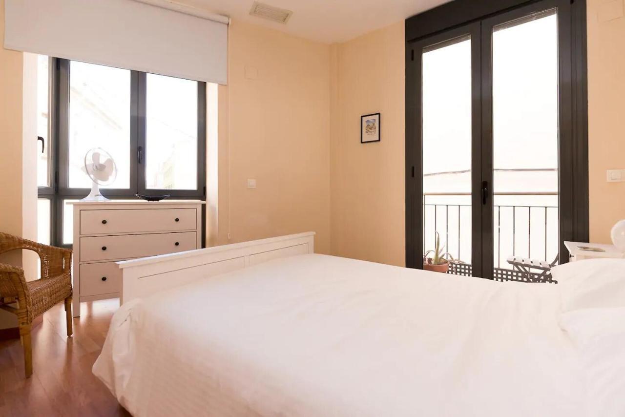 Alc - Modern 2 Bed Apartment In Historic Centre Alicante Kültér fotó
